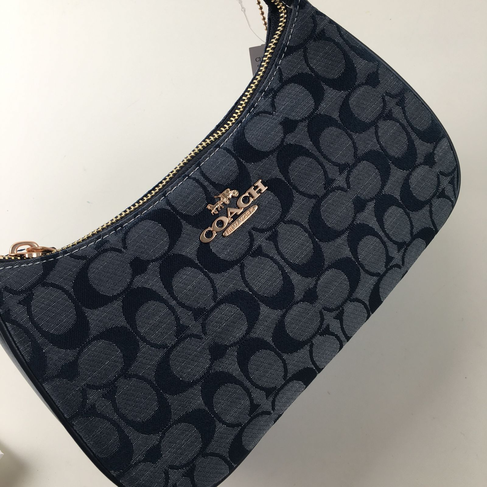 COACH Teri Shoulder Bag Signature Chambray CH139 π