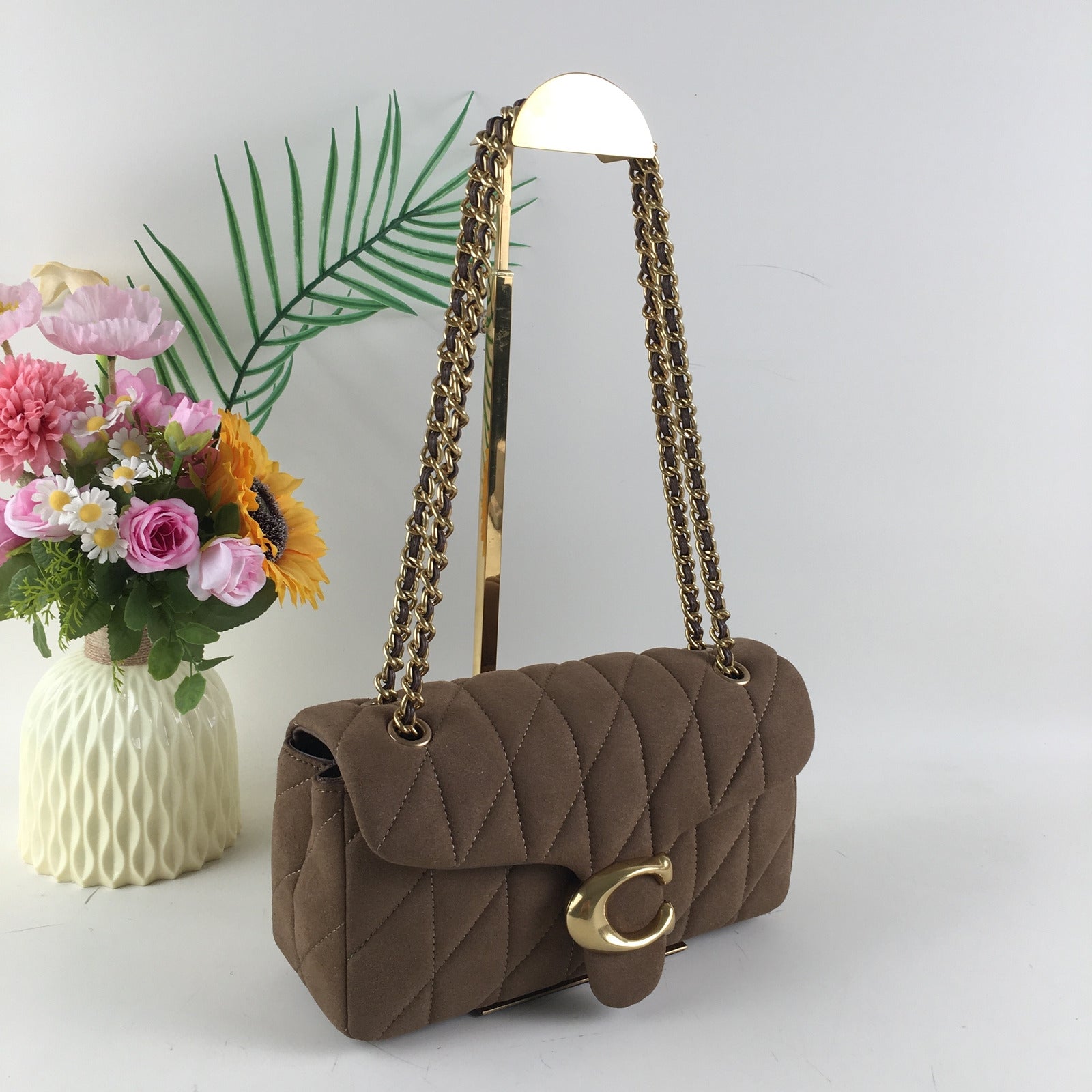 COACH Tabby 20 Shoulder Bag β Quilted Leather CW620 π