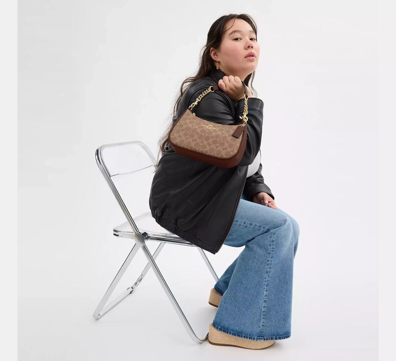 COACH Teri Shoulder Bag β Signature Canvas Brown π€ (NEW!)